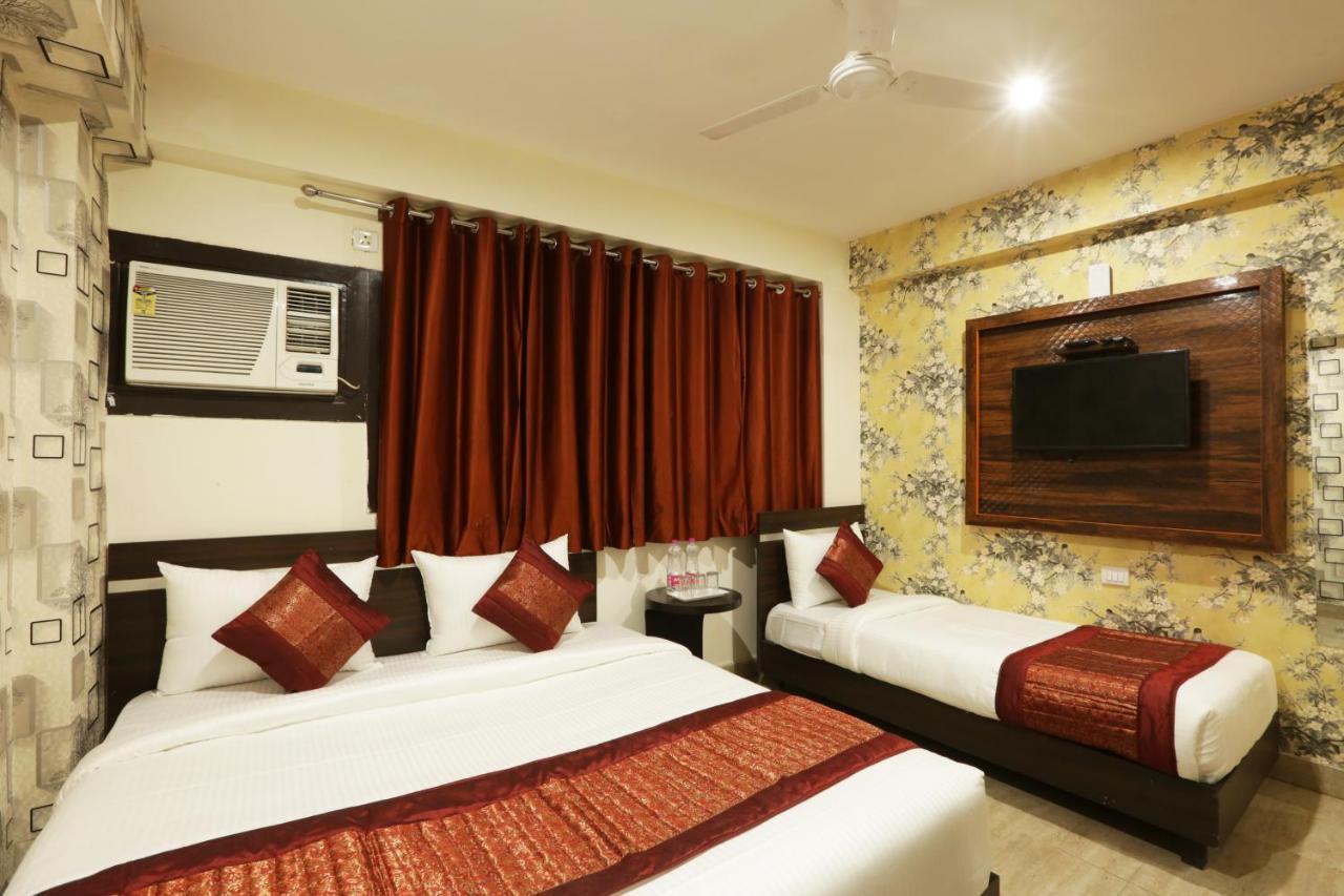 Hotel Sky Wood At Airport Nueva Delhi Exterior foto
